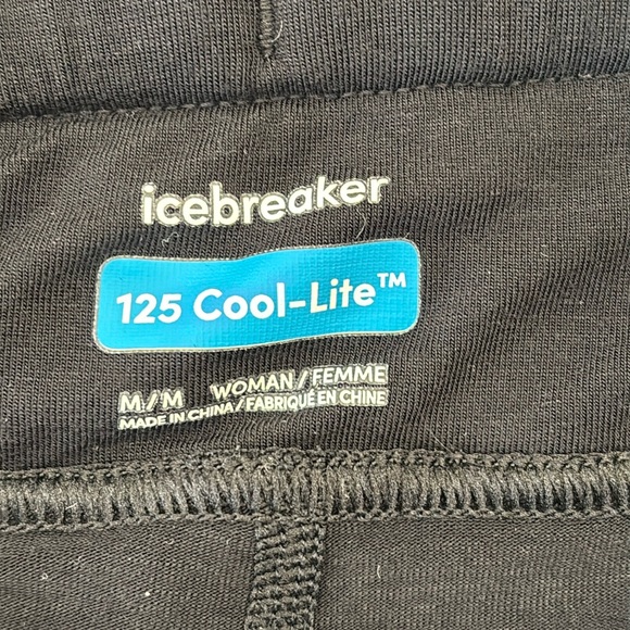 Women's Icebreaker Merino Blend 125 Cool Lite Skort in Black, Size M - Picture 3 of 9